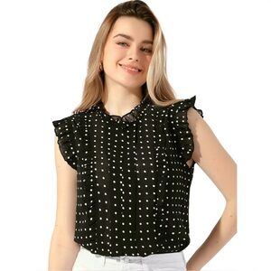 NWOT Adorable Top Black w/Tiny White Hearts Sz S